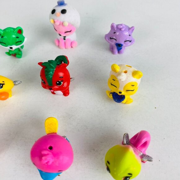 Spin Master Hatchimals Lot Of 10 Character Figure Toys 1 Flocked Velvet Kids - Picture 3 of 9